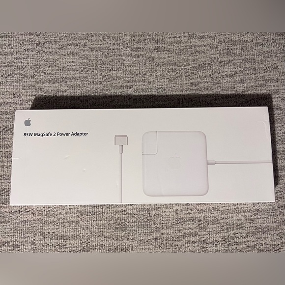 Apple 85W MagSafe 2 Power Adapter - Picture 1 of 2